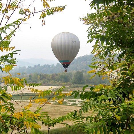 Volo libero in Mongolfiera da Barolo