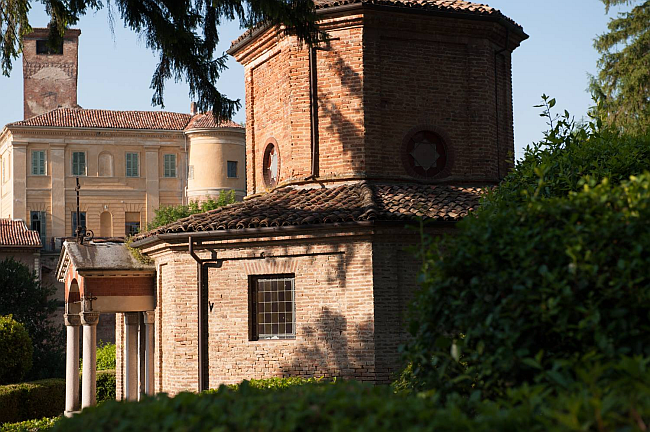 Castello di Uviglie | Viticoltori dal 1491 a Rosignano Monferrato